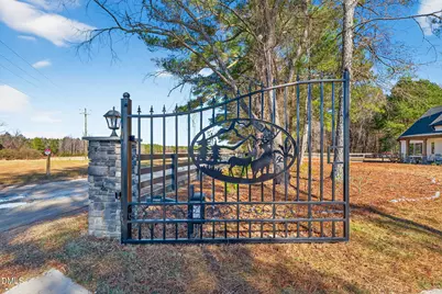 260 Freedom Road, Smithfield, NC 27577 - Photo 6