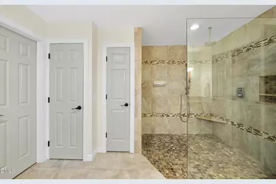 116 E Laurenbrook Court, Cary, NC 27518 - Photo 14