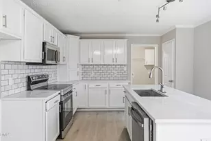 555 Lemont Dr, Raeford, NC 28376 - Photo 10