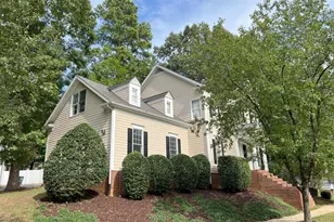 228 Kingsport Rd, Holly Springs, NC 27540 - Photo 2