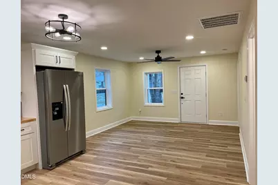 525 Lee Street, Burlington, NC 27217 - Photo 6