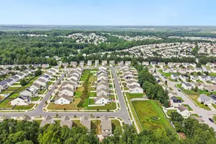 6616 Bunker Hill Dr, Raleigh, NC 27610 - Photo 44