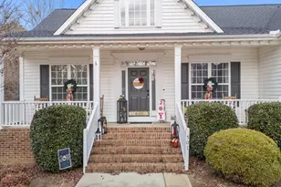 501 Sarazen Dr, Clayton, NC 27527 - Photo 2