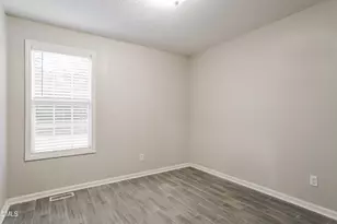 241 Sommerset Dr, Clayton, NC 27520 - Photo 10