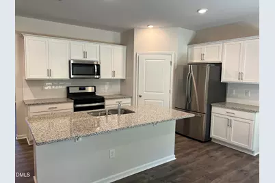 51 Blue Aspen Drive, Fuquay Varina, NC 27526 - Photo 2