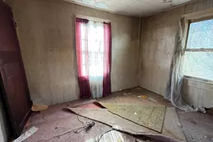 701 E D St, Newton, NC 28658 - Photo 12