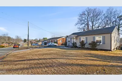 2007 Lynette Drive, Greensboro, NC 27403 - Photo 8