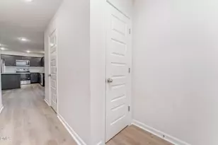 208 Tuscany Cir, Princeton, NC 27569 - Photo 8