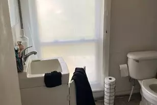 311 Arch St, Henderson, NC 27536 - Photo 4