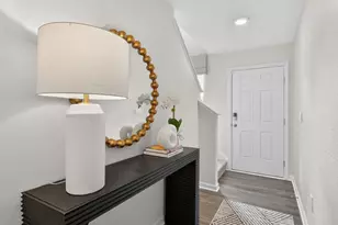 426 Cherry Laurel Dr, Sanford, NC 27332 - Photo 2