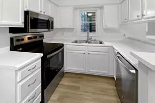 3501 Willowtree Ln, Clayton, NC 27520 - Photo 2