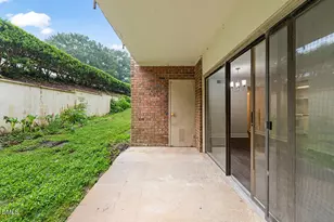 500 Umstead Dr, Chapel Hill, NC 27516 - Photo 16