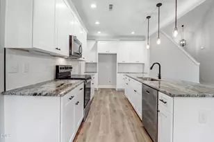 17 Birchtop Cir, Zebulon, NC 27597 - Photo 12