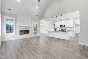 17 Birchtop Cir, Zebulon, NC 27597 - Photo 6
