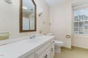 1100 Sudbury Ct, Raleigh, NC 27609 - Photo 48