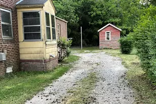 205 Maple St, Rich Square, NC 27869 - Photo 14