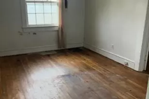 205 Maple St, Rich Square, NC 27869 - Photo 6