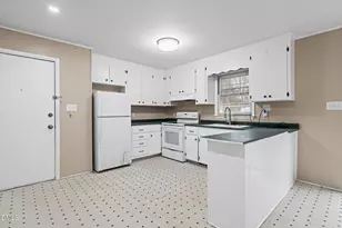 3712 Huntleigh Dr, Raleigh, NC 27604 - Photo 12