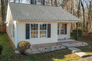 8225 Merriweather Cir, Raleigh, NC 27616 - Photo 2