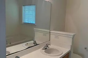 124 Fairford Dr, Holly Springs, NC 27540 - Photo 14
