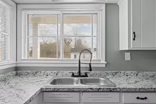 109 Warren Ave, Oxford, NC 27565 - Photo 16