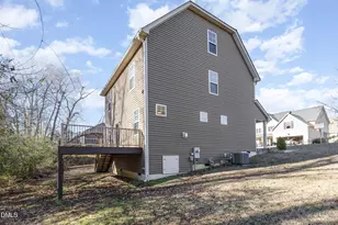 240 E Quailwood Dr, Fuquay-Varina, NC 27526 - Photo 26