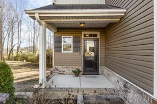 240 E Quailwood Dr, Fuquay-Varina, NC 27526 - Photo 4