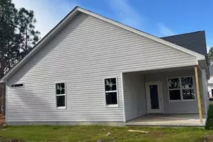 152 N Rabbit Run Dr, Smithfield, NC 27577 - Photo 2