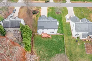 1005 Scotsburg Trail, Hillsborough, NC 27278 - Photo 32