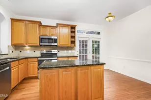 1005 Scotsburg Trail, Hillsborough, NC 27278 - Photo 8