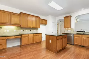 1005 Scotsburg Trail, Hillsborough, NC 27278 - Photo 6