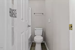 121 Hunting Green Dr, Jacksonville, NC 28546 - Photo 22