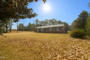 704 11th St, Goldsboro, NC 27530 - Photo 2