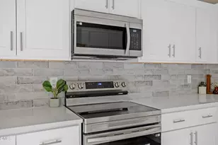 107 Bonnell Ct, Cary, NC 27511 - Photo 12