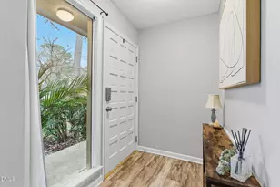 5946 Carmel Ln, Raleigh, NC 27609 - Photo 12