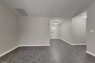 295 New Castle Ln, Spring Lake, NC 28390 - Photo 2