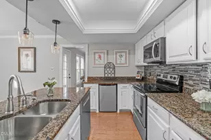 106 Wimbledon Ct, Cary, NC 27511 - Photo 18