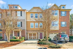 118 Linden Park Ln, Cary, NC 27519 - Photo 2