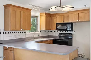 620 Sugarberry Rd, Chapel Hill, NC 27514 - Photo 18