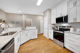 106 Daleshire Dr, Cary, NC 27519 - Photo 16