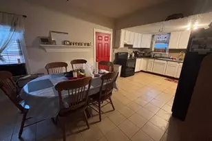 408 W F St, Erwin, NC 28339 - Photo 4