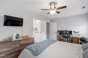 1720 Township Cir, Raleigh, NC 27609 - Photo 18