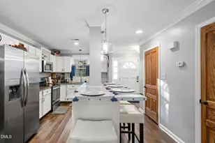 1720 Township Cir, Raleigh, NC 27609 - Photo 10