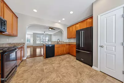 4523 Pale Moss Drive, Raleigh, NC 27606 - Photo 24