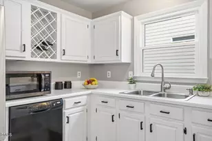 211 Kronos Ln, Cary, NC 27513 - Photo 18