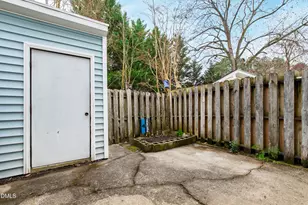 5810 Shady Grove Cir, Raleigh, NC 27609 - Photo 18