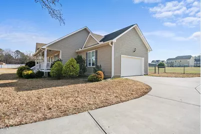 105 Rose Petal Court, Zebulon, NC 27597 - Photo 4