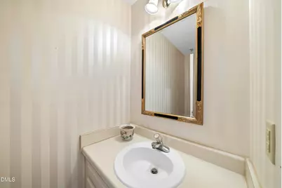 7104 Kinross Drive, Raleigh, NC 27613 - Photo 20