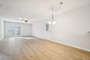 2431 Moran St, Burlington, NC 27215 - Photo 6