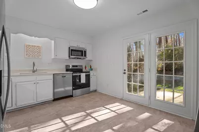 705 Tanglebrook Way, Raleigh, NC 27615 - Photo 10